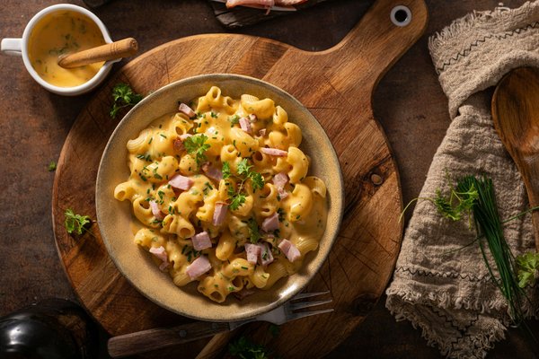 Quels sont les secrets pour un pain d'épices parfait aux écorces d'orange confites ?